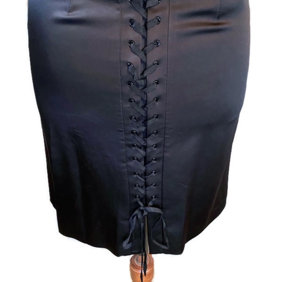 BCBG Little Black Dress Sz 2 - Picture 5 of 7